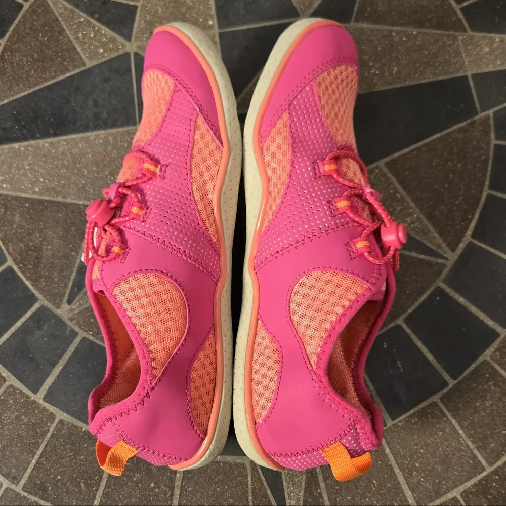 NWT Lands' End Water Shoes Sneakers